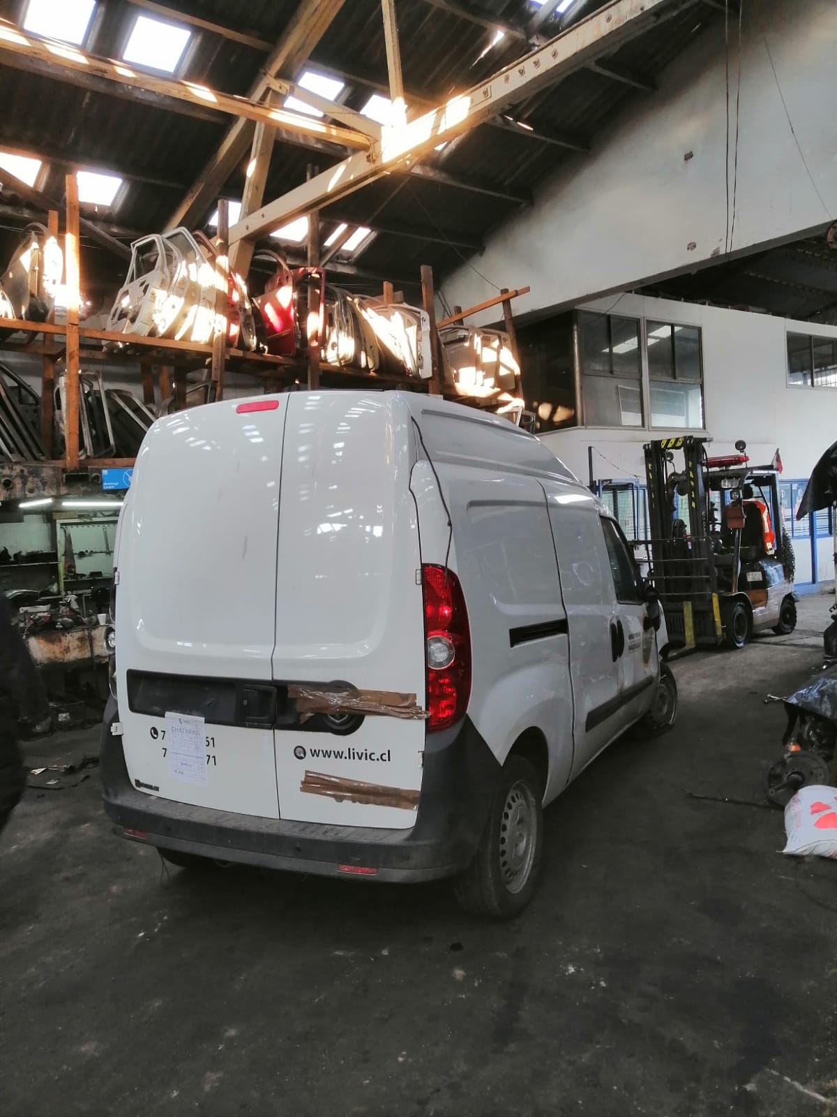 MUñON Dodge RAM 2022  USADO  EN DESARME